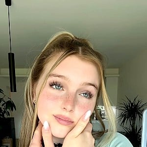 Zoe Lovee