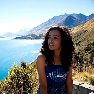Zoe Robins