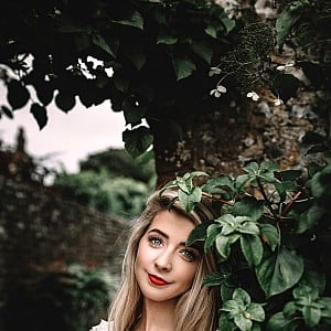 Zoe Sugg