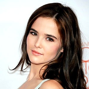 Zoey Deutch