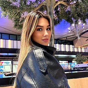 Zoya Amin