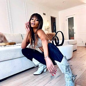 Zuri Hall
