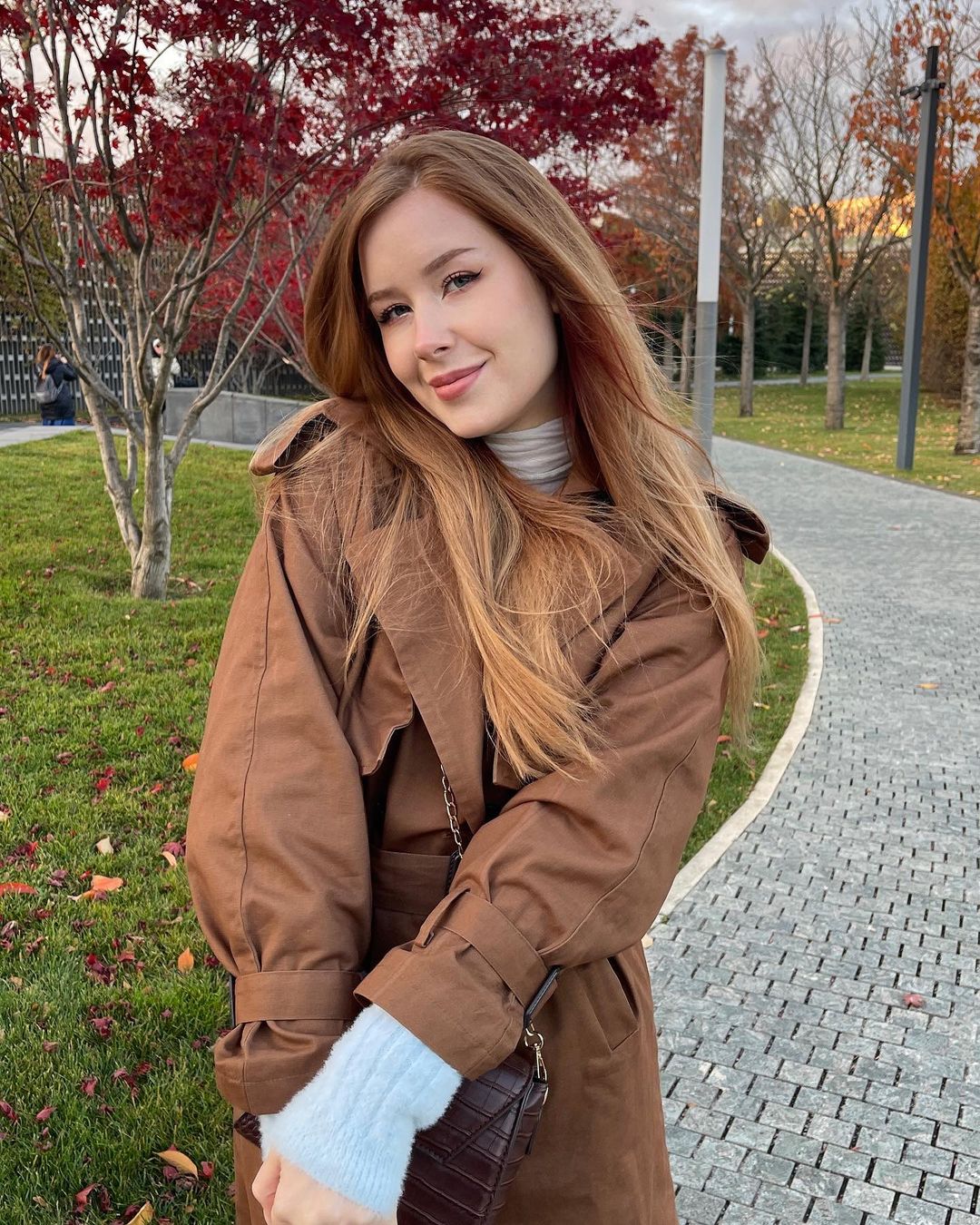 Agent Nesty - Free pics, galleries & more at Babepedia