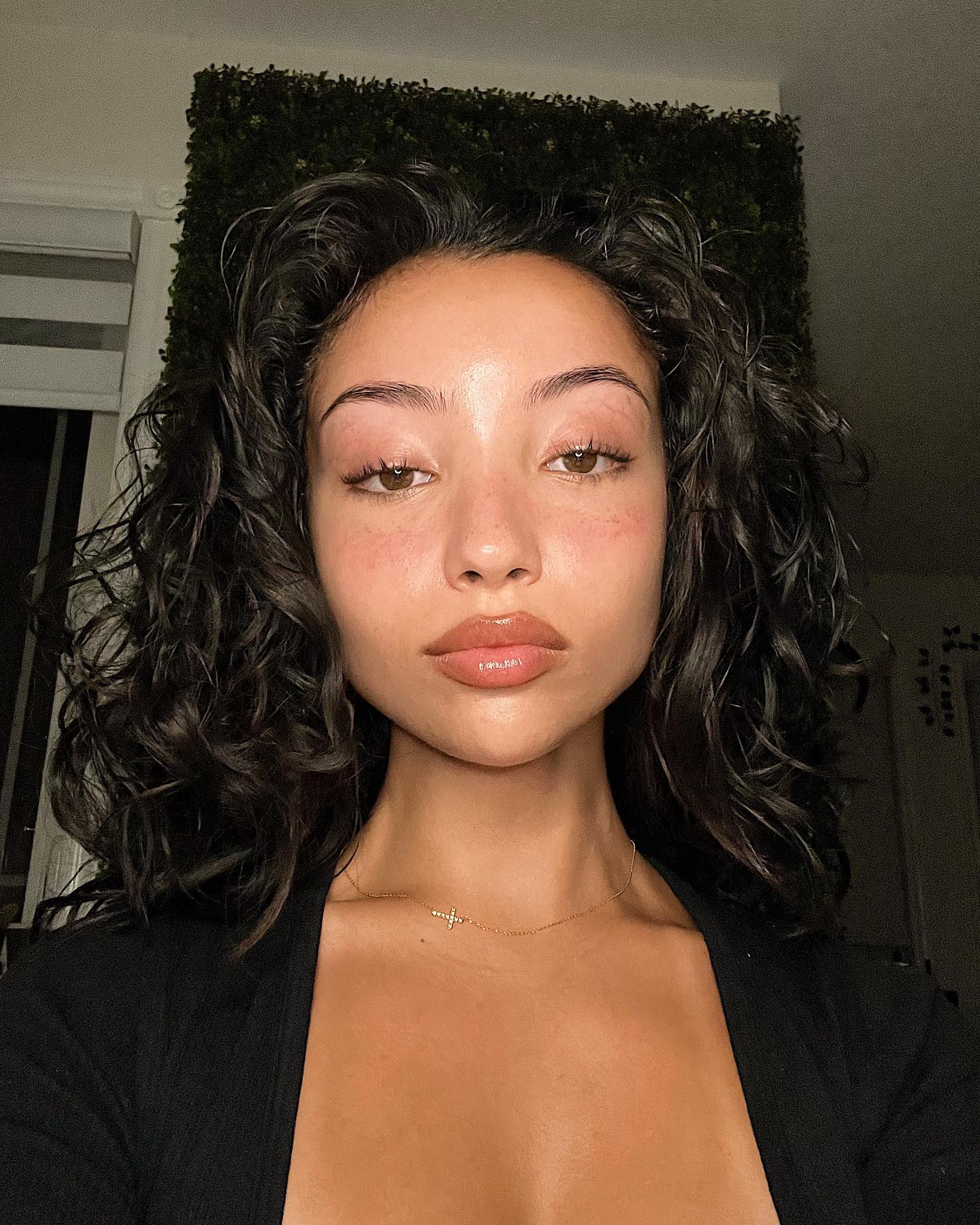 Alessya Farrugia - Free pics, galleries & more at Babepedia