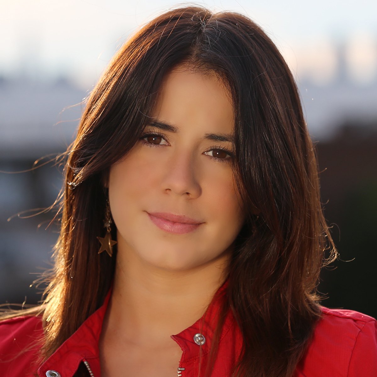 Alexandra Echavarri - Free pics, galleries & more at Babepedia