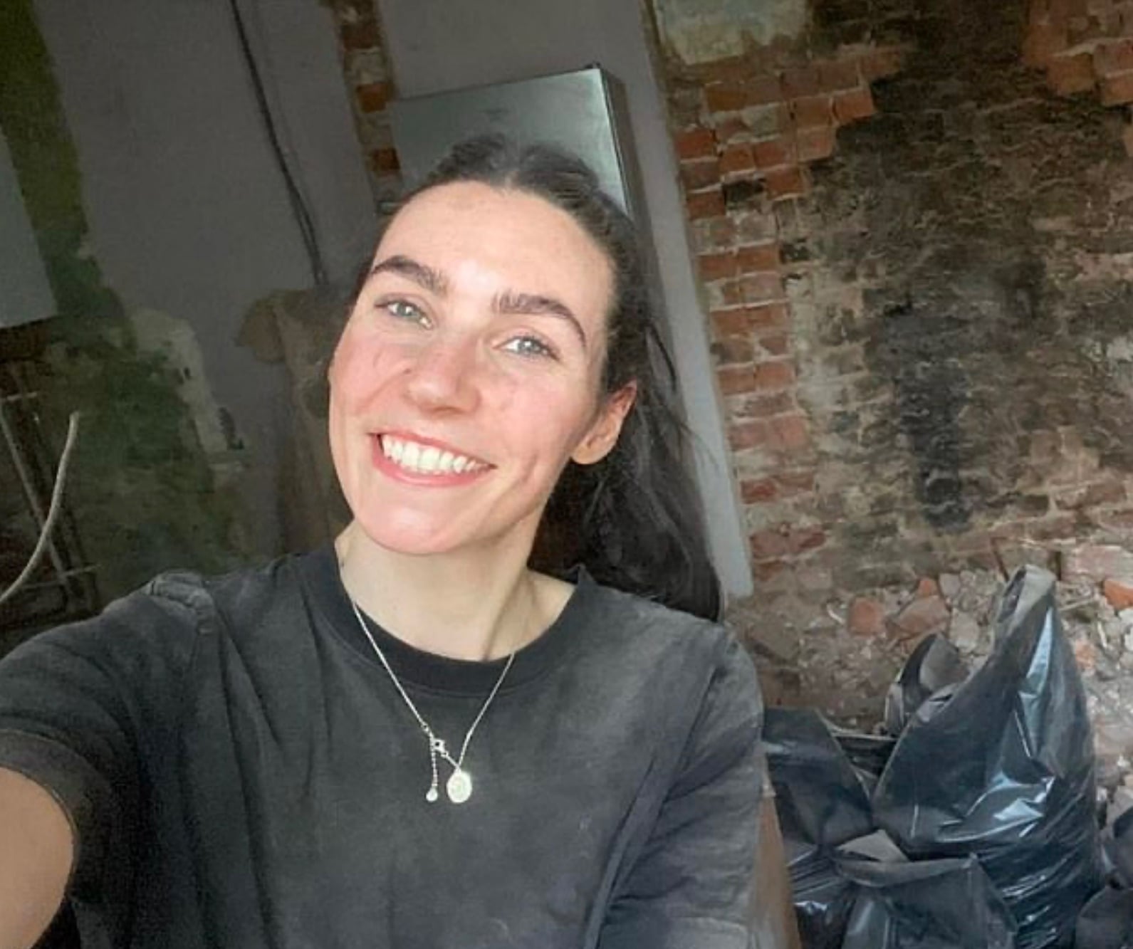 Ali Away seductive look leaving you wanting