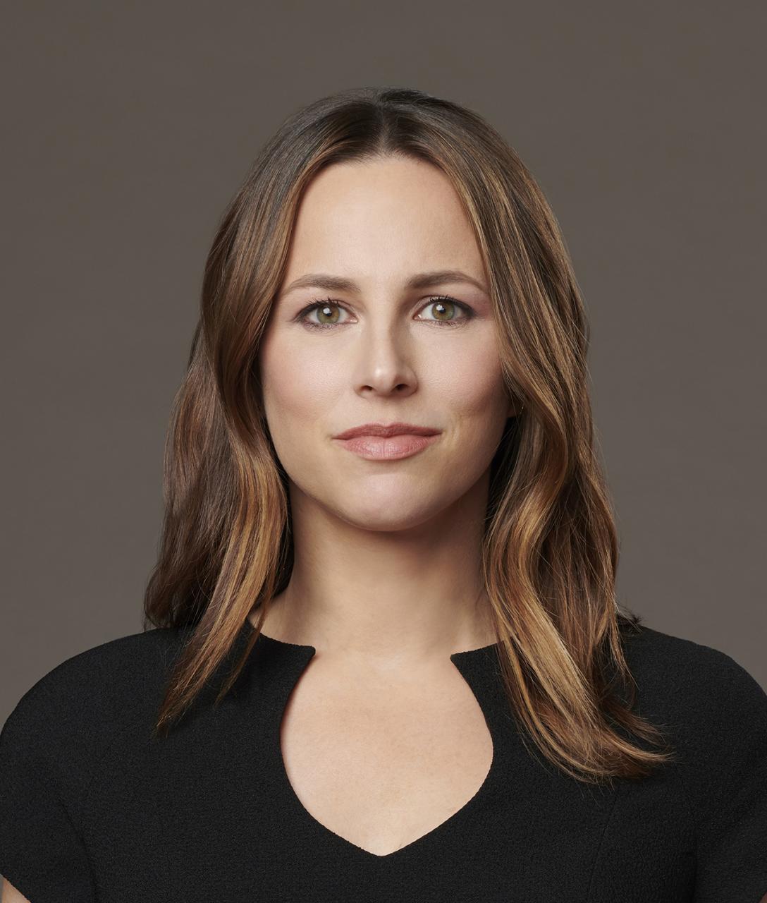 Alicia Menendez - Dziennikarz