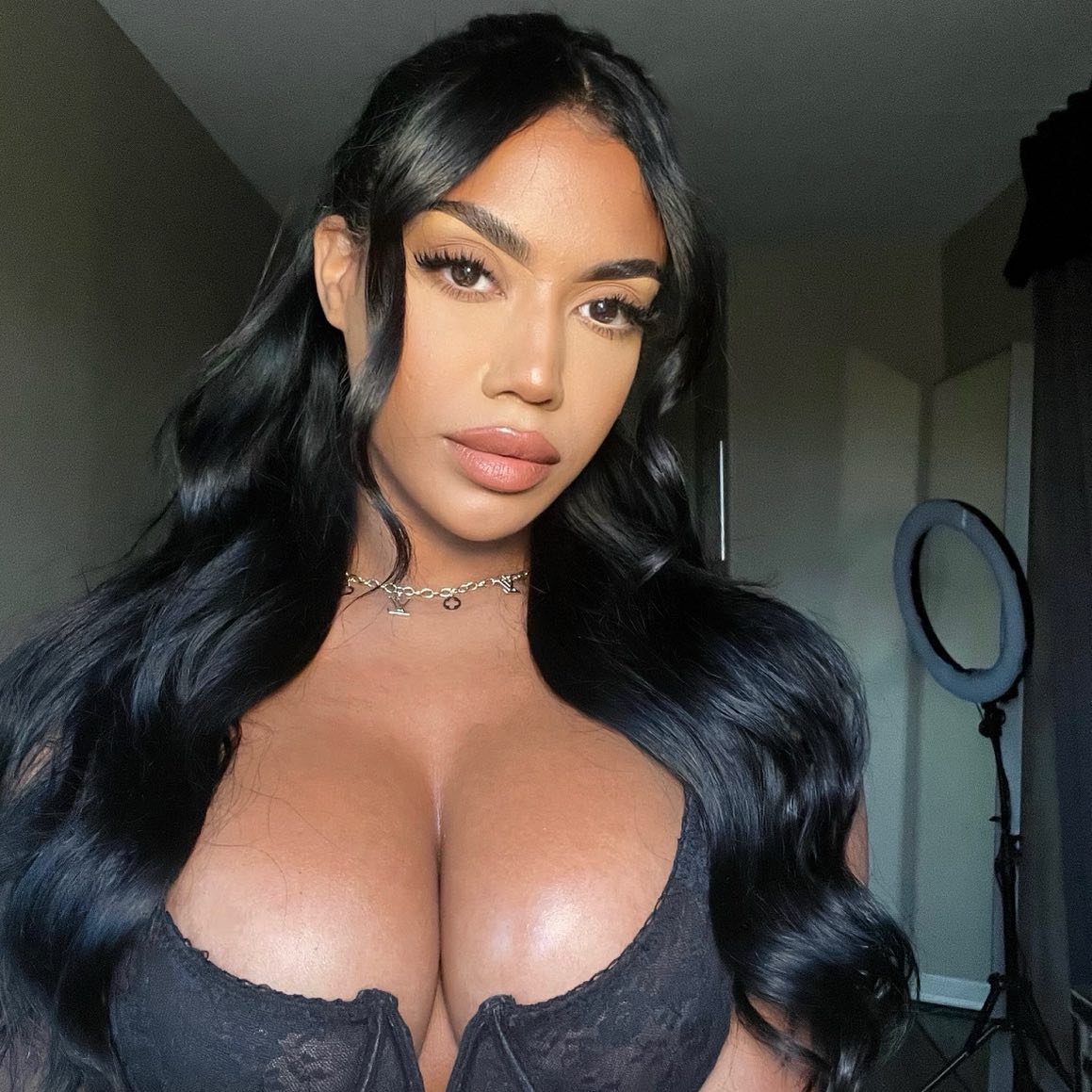 Aliyah Cedeno - Free pics, galleries & more at Babepedia
