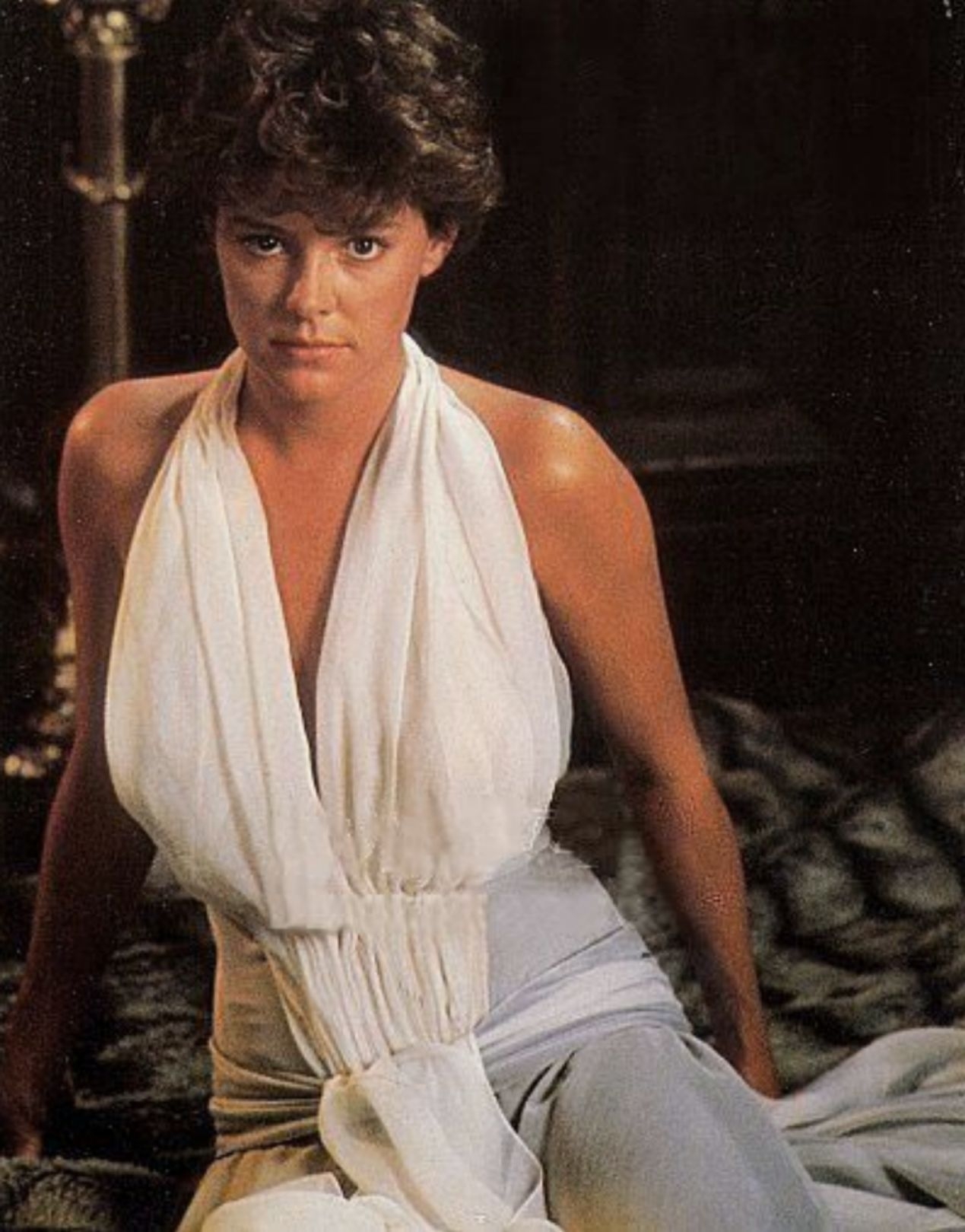 Amanda Bearse - Free pics, galleries & more at Babepedia