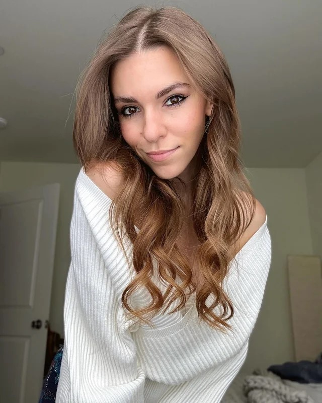 640px x 800px - Amymarie Gaertner - Free pics, galleries & more at Babepedia