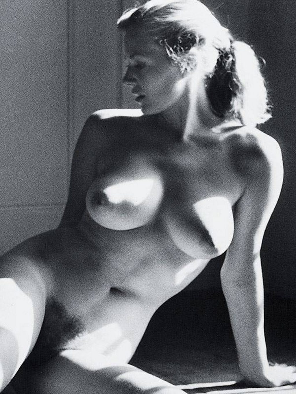 Anita ekberg breasts