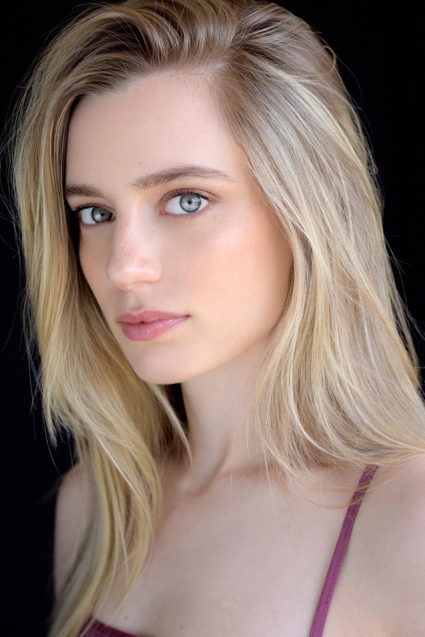 Anja Savcic - Free pics, galleries & more at Babepedia
