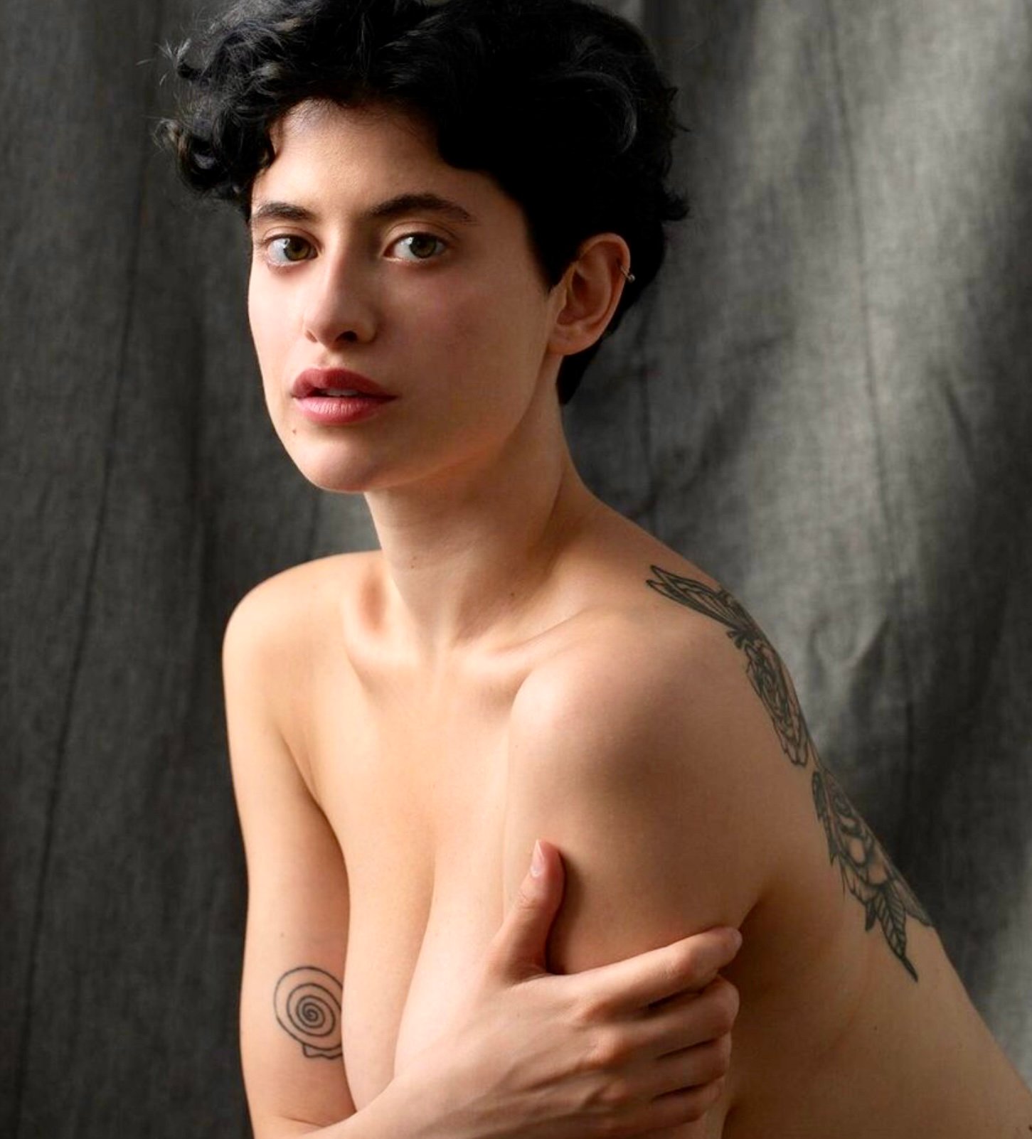 Anna Pittureri - Free pics, galleries & more at Babepedia