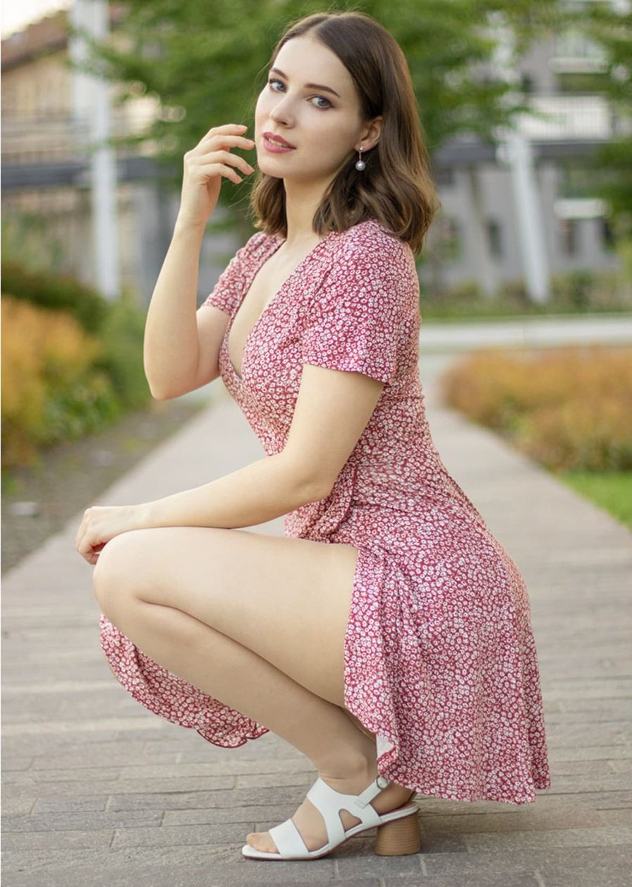 Anna Redei - Free pics, galleries & more at Babepedia