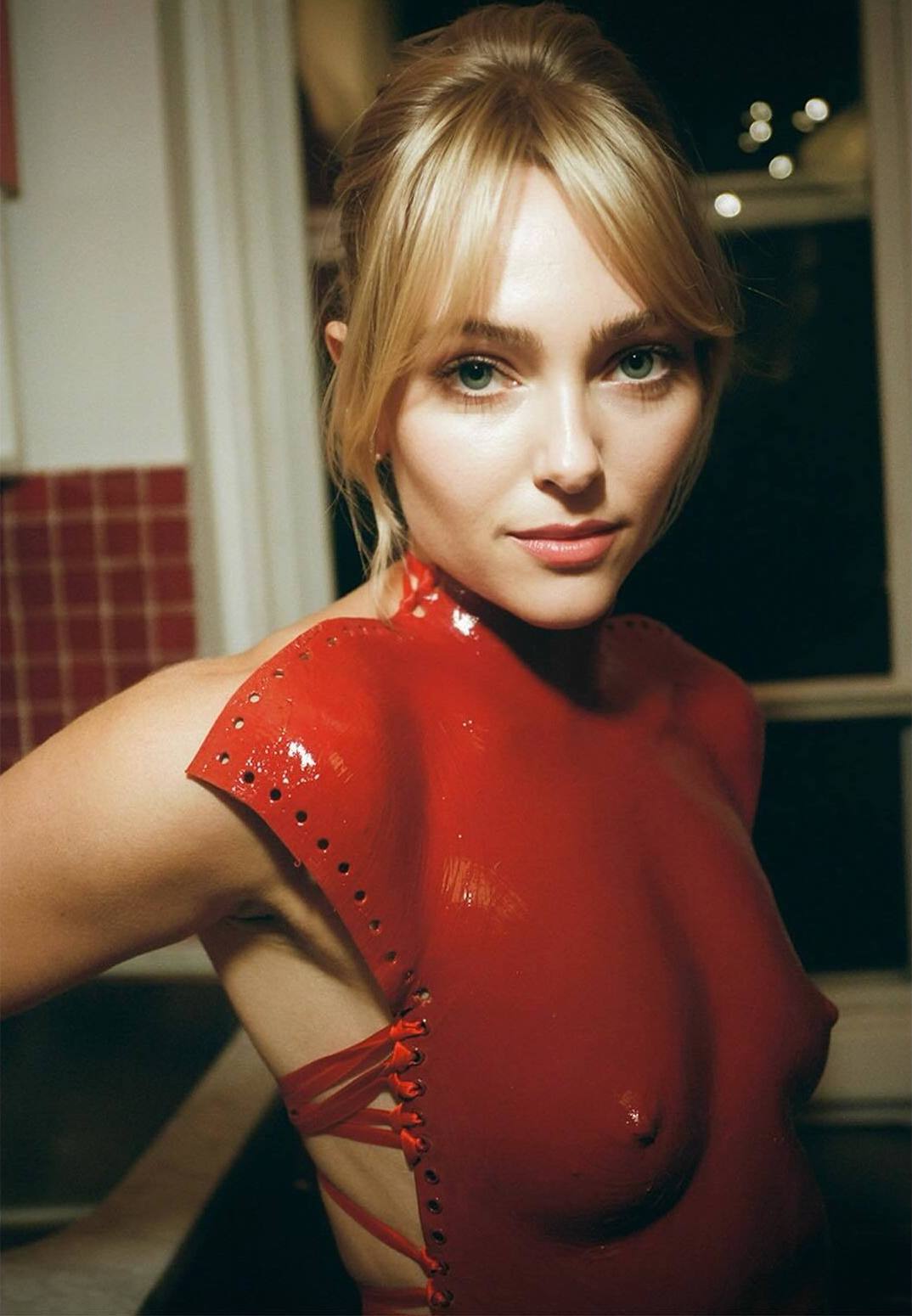 AnnaSophia Robb - Free sexy pics, galleries & more at Babepedia