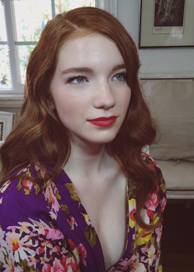 Annalise Basso - Free pics, galleries & more at Babepedia