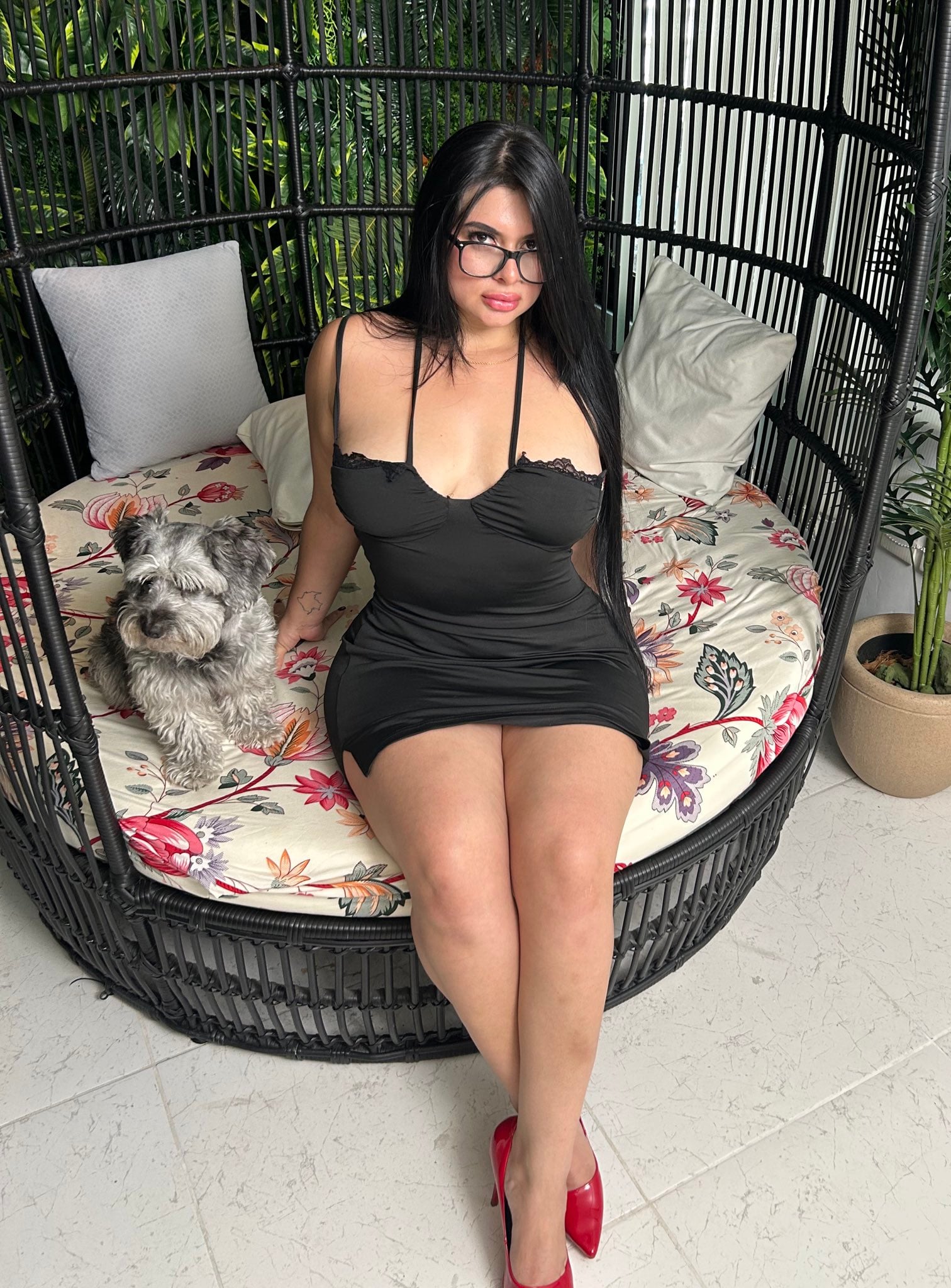 Big ass latina Antonella Jones is getting fucked in her muff by her  sisters bbc husband