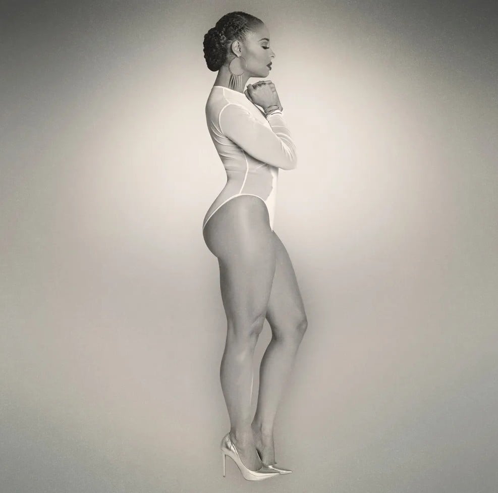 Antonique Smith - Free pics, galleries & more at Babepedia