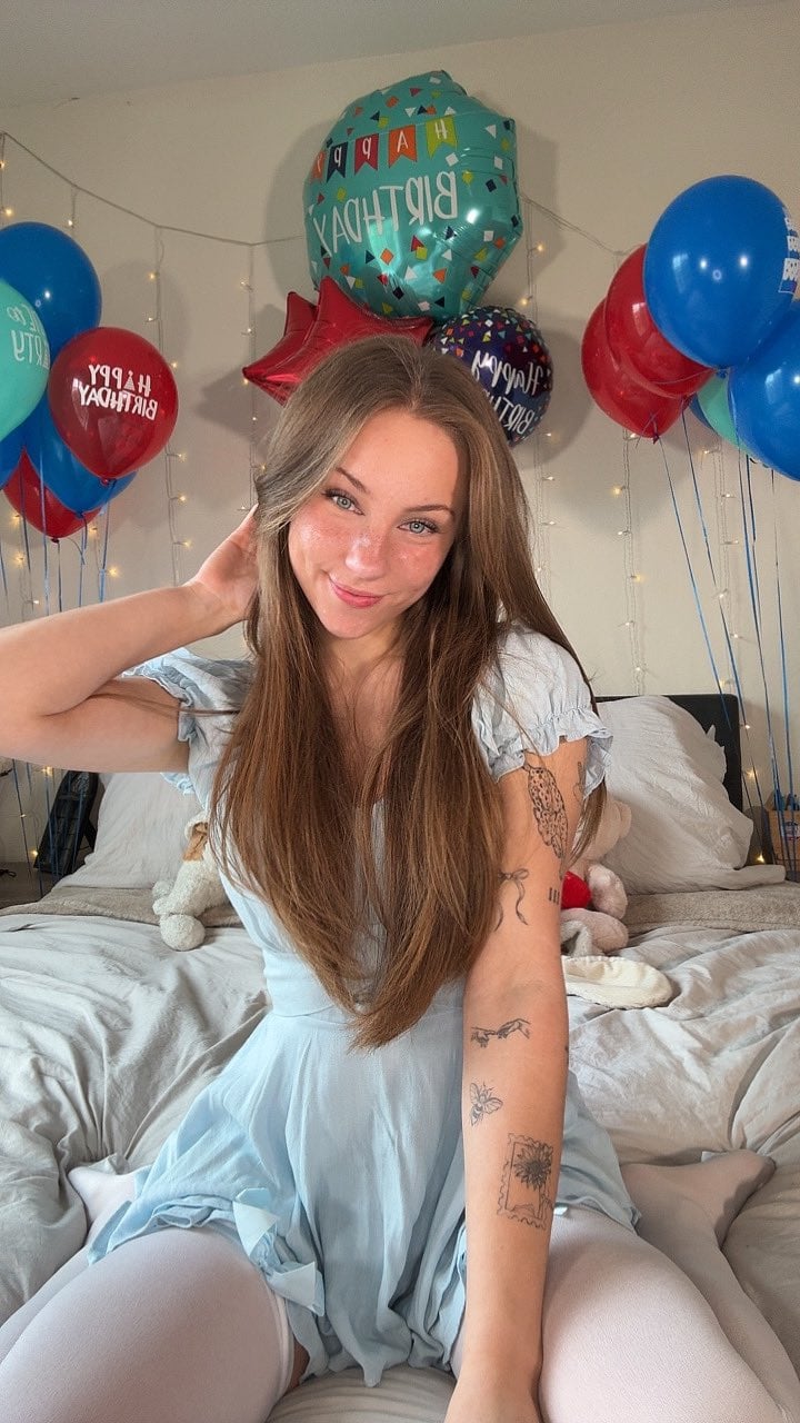 Anya Lacey - Free nude pics, galleries & more at Babepedia