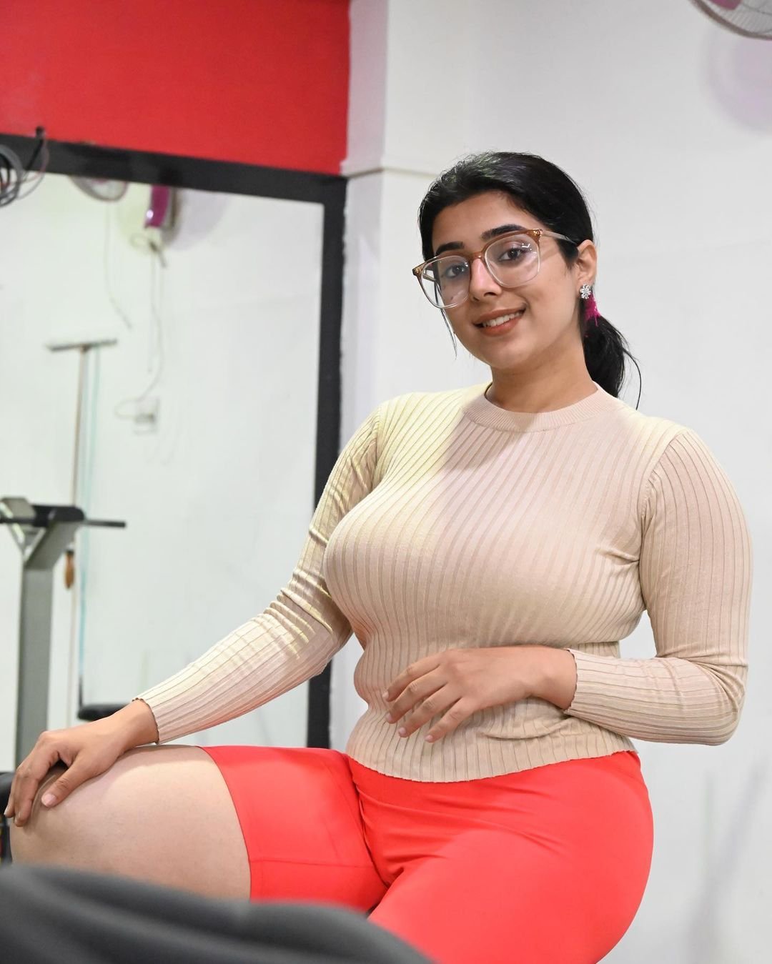 Apoorva Bhalla - Free pics, galleries & more at Babepedia
