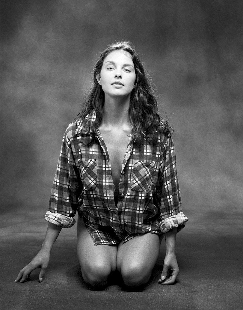 Ashley Judd Photos (Uploaded By Our Users) .