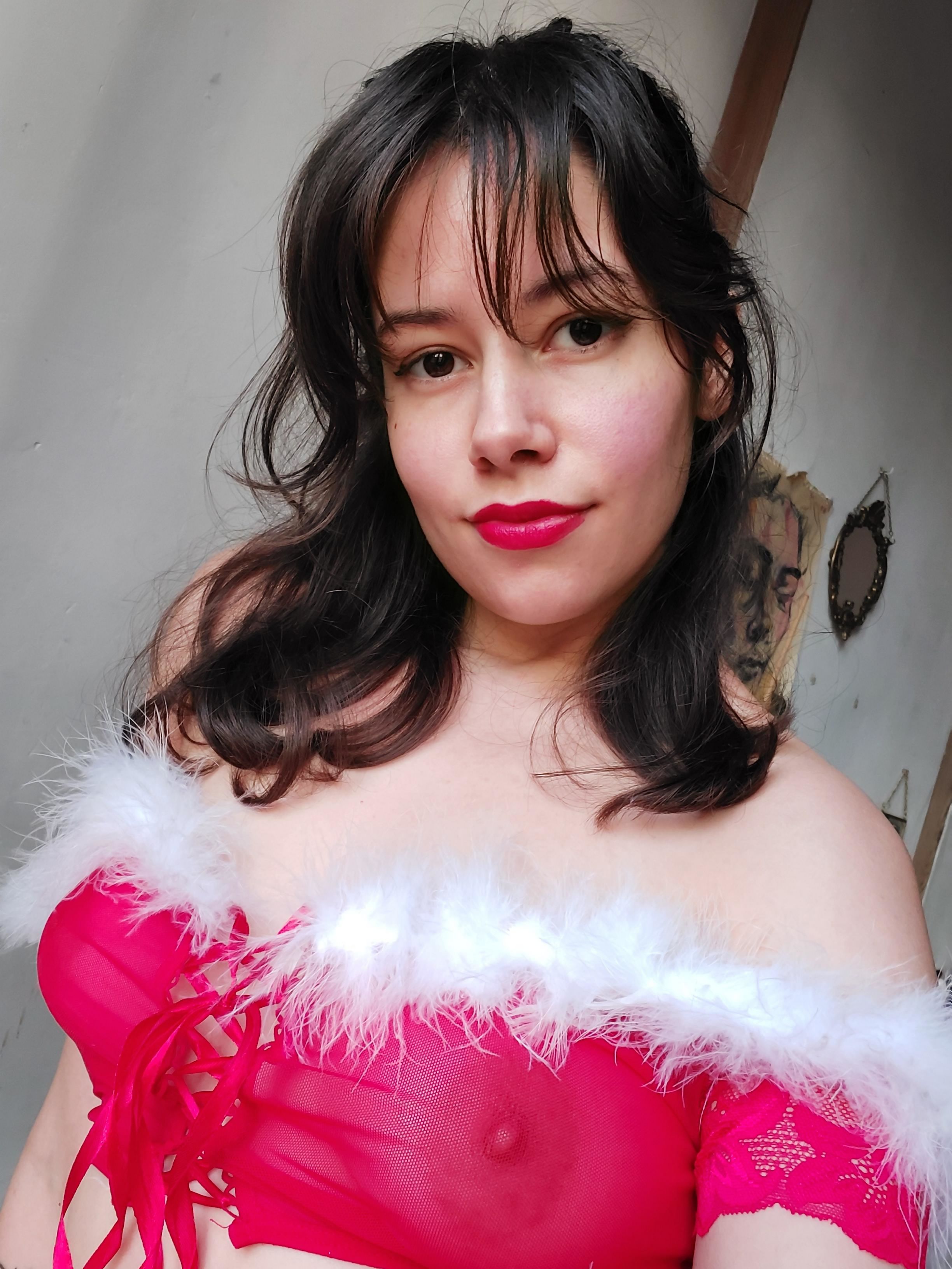 Ava Fox - Free pics, galleries & more at Babepedia