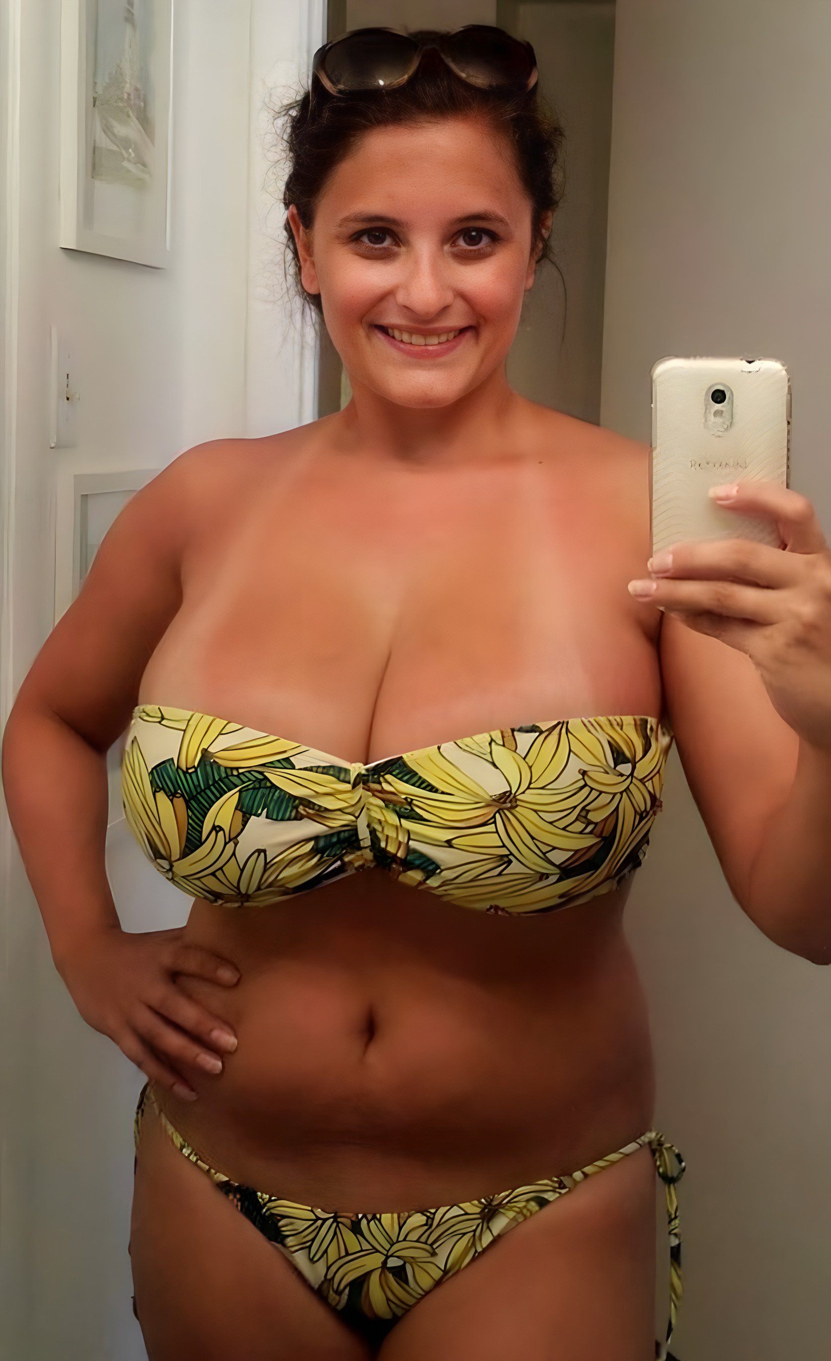 Avery Harwood - Free nude pics, galleries & more at Babepedia