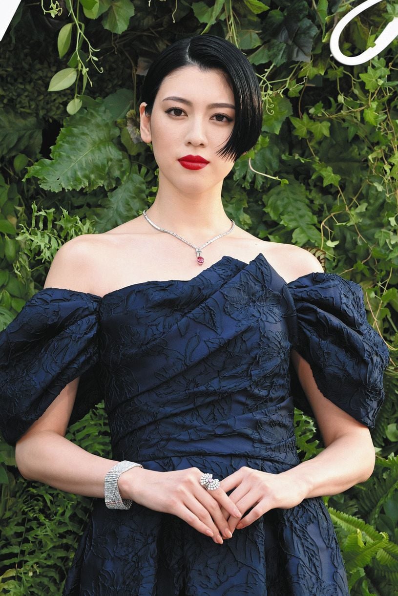Ayaka Miyoshi - Free sexy pics, galleries & more at Babepedia