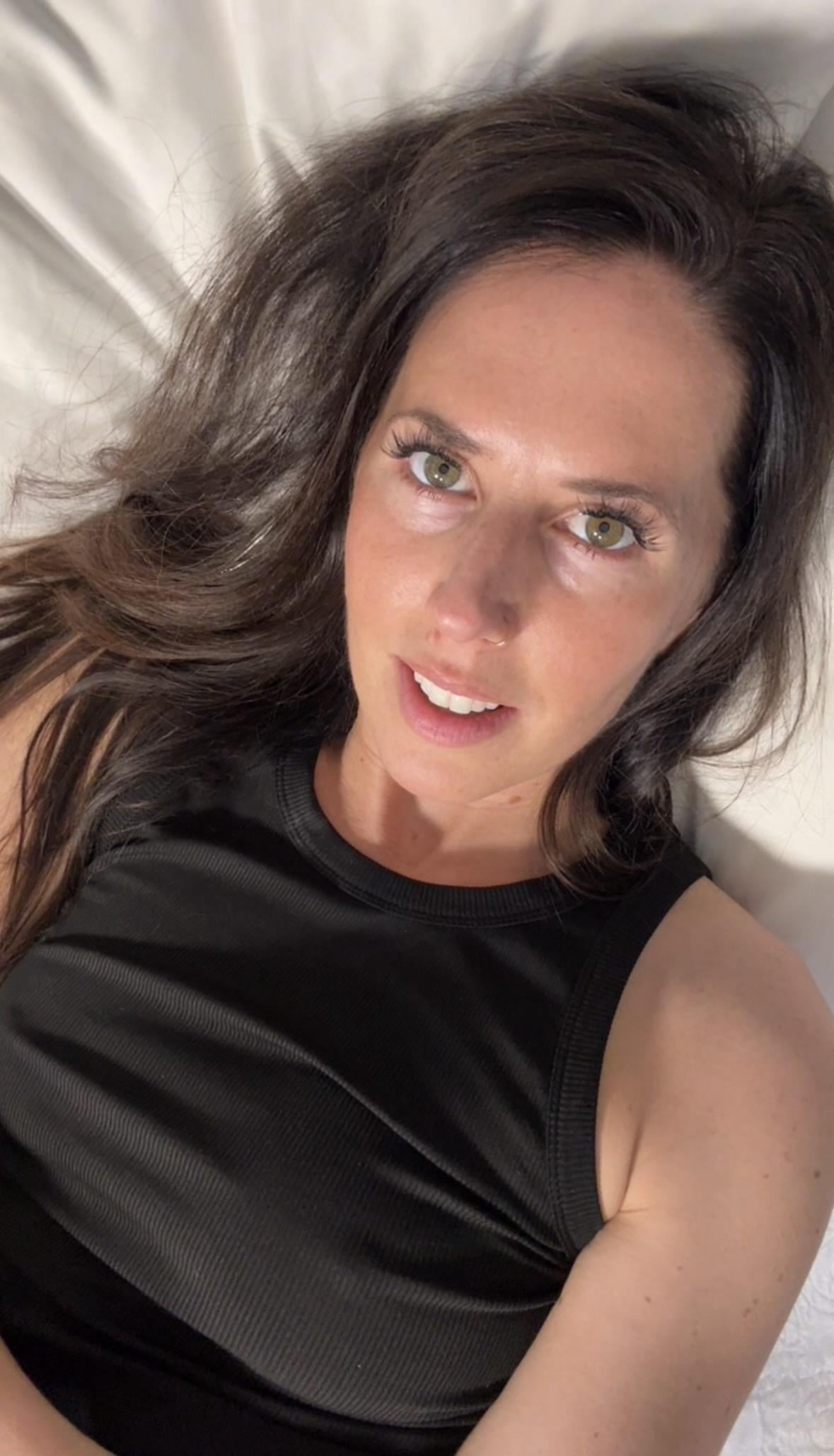 Bekah Slide - Free pics, galleries & more at Babepedia