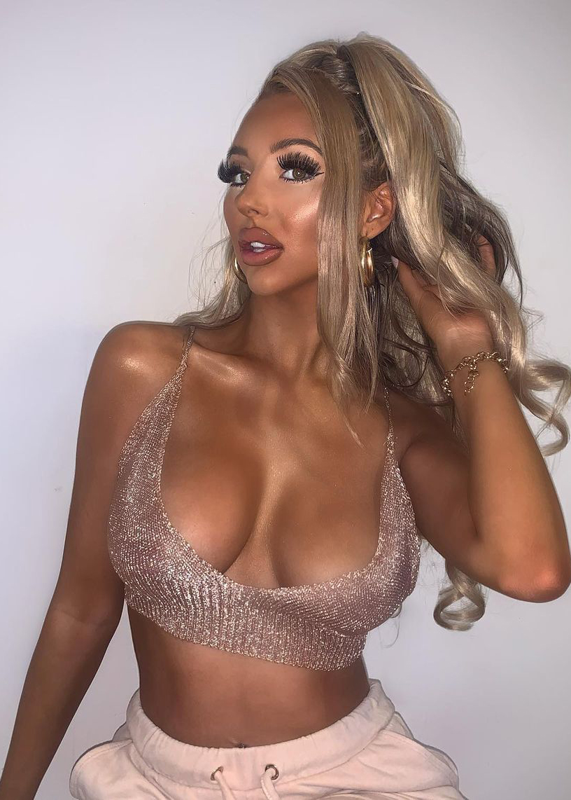 Beth Amelia - Free pics, galleries & more at Babepedia