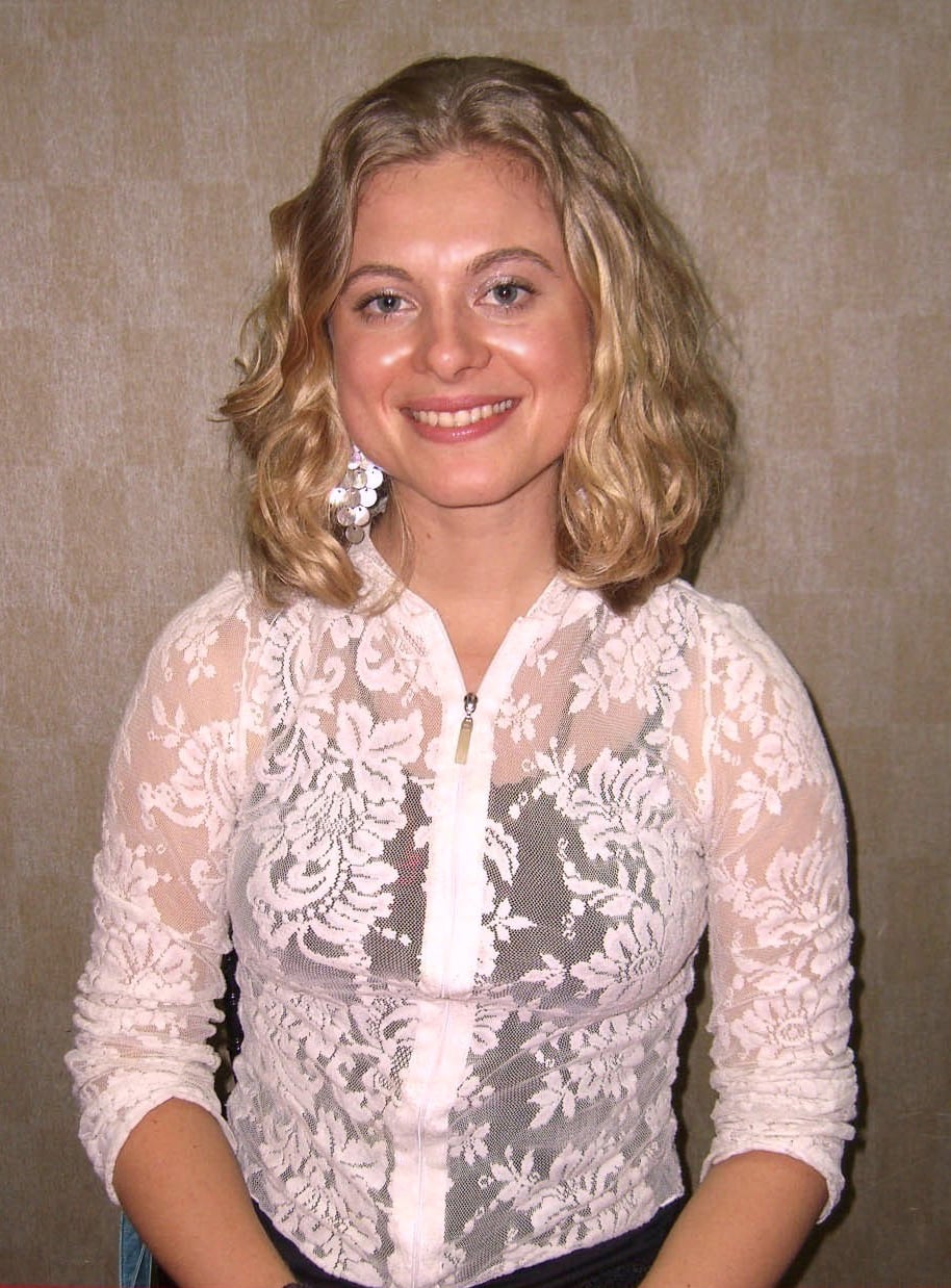 Bonnie Piesse - Free pics, galleries & more at Babepedia