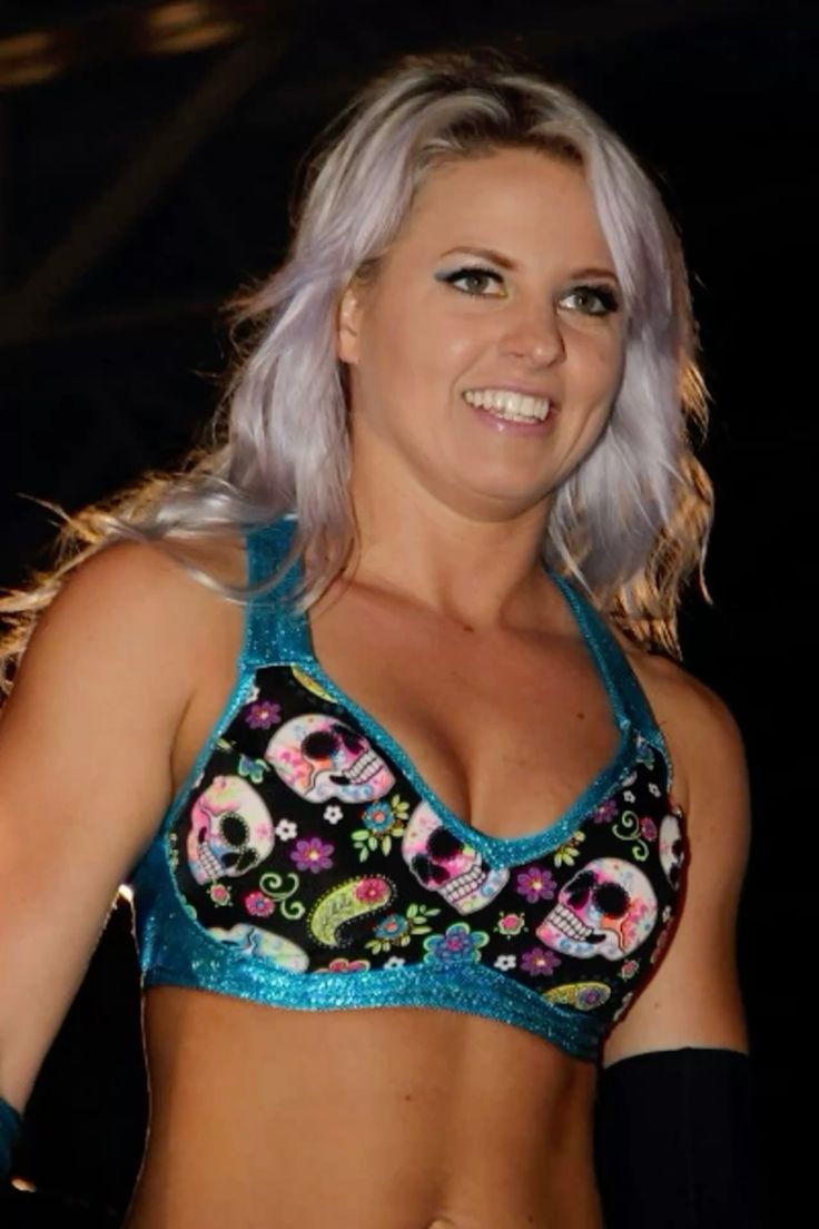 Candice LeRae - Free pics, galleries & more at Babepedia