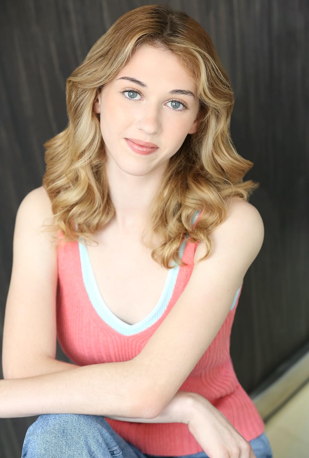 Caroline Konstnar - Free pics, galleries & more at Babepedia