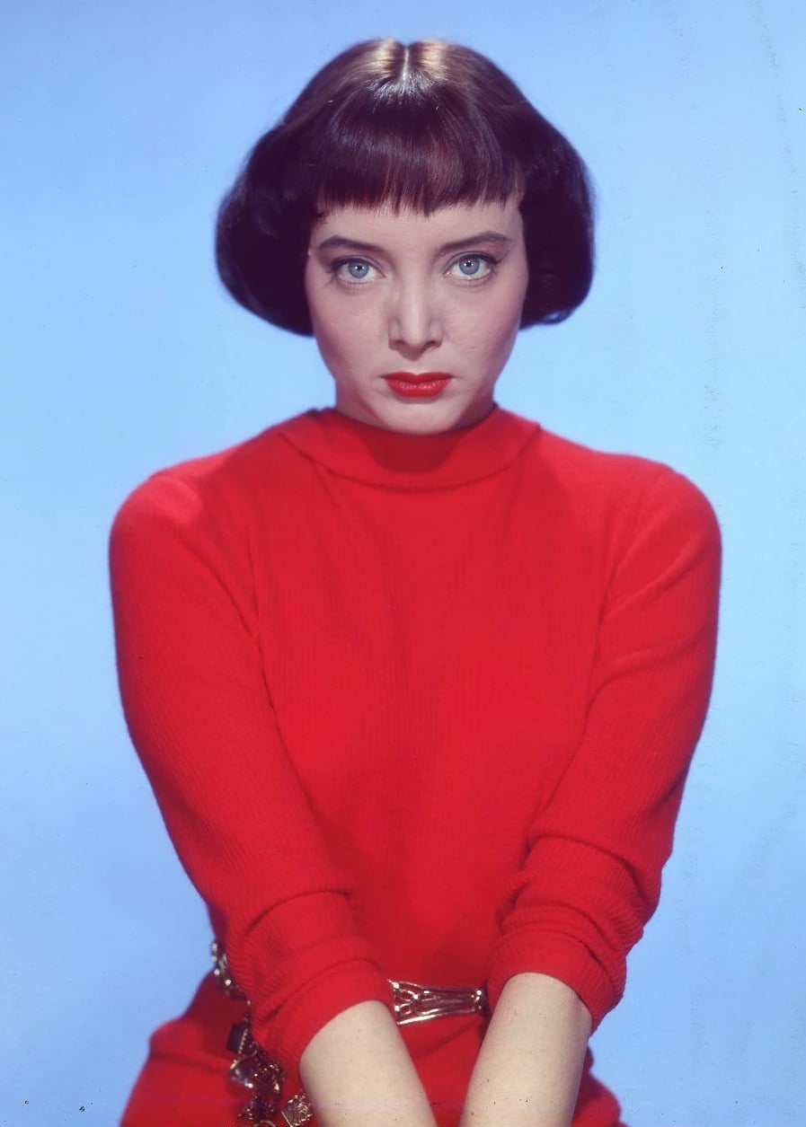 Carolyn Jones nudes Telegraph - unveiling her secrets for your viewing pleasure