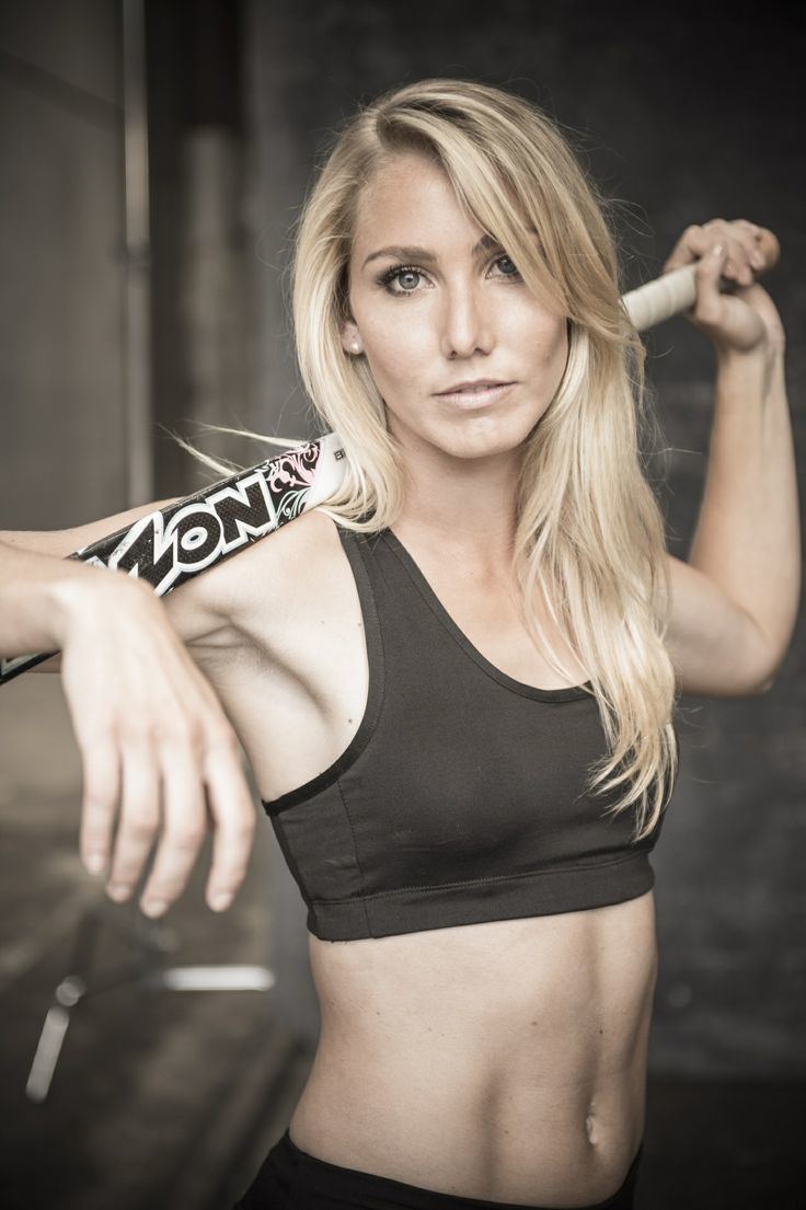 Casey Eastham - Sportsmenka (była)