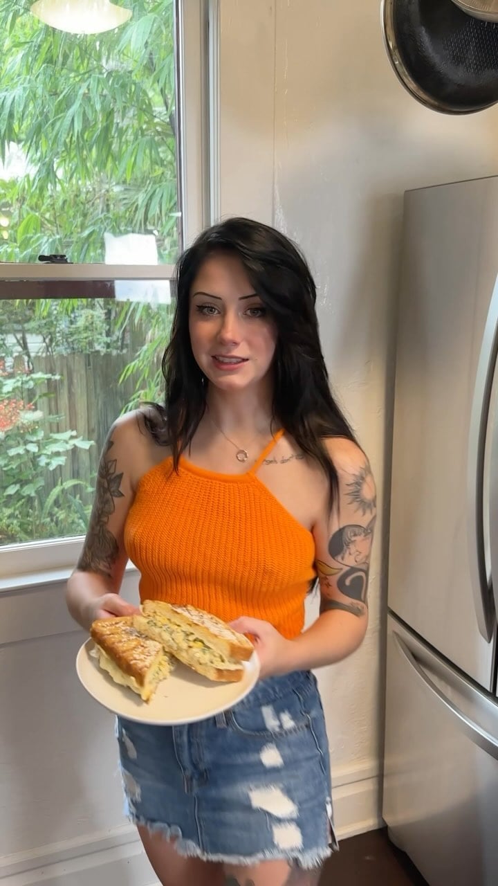 Seductive bedroom glance