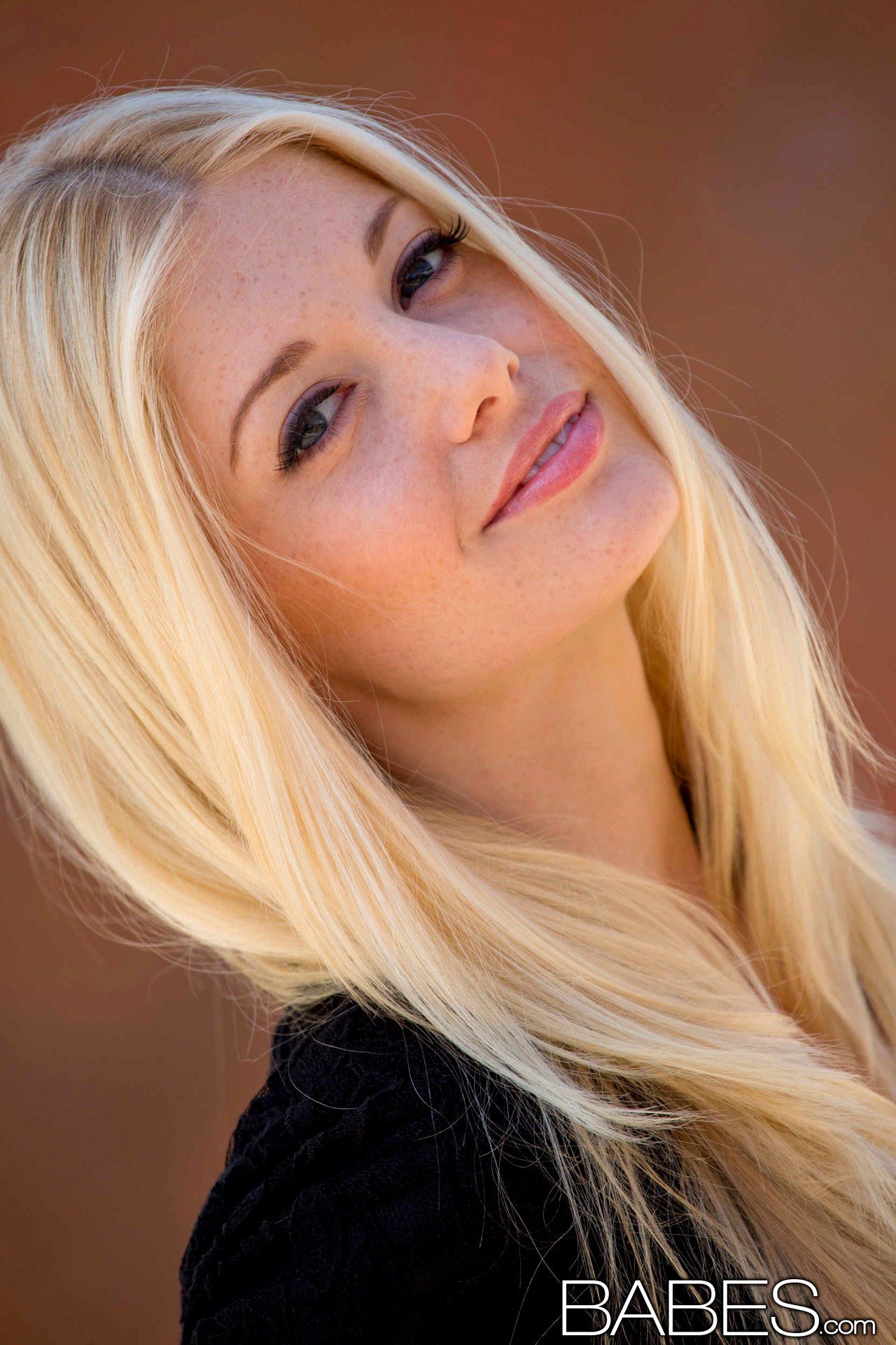 Крупные блондинки. Charlotte Stokely 2018. Stockley Шарлотта Стокли Charlotte. Charlotte Stokely фото. Лицо Charlotte Stokely.