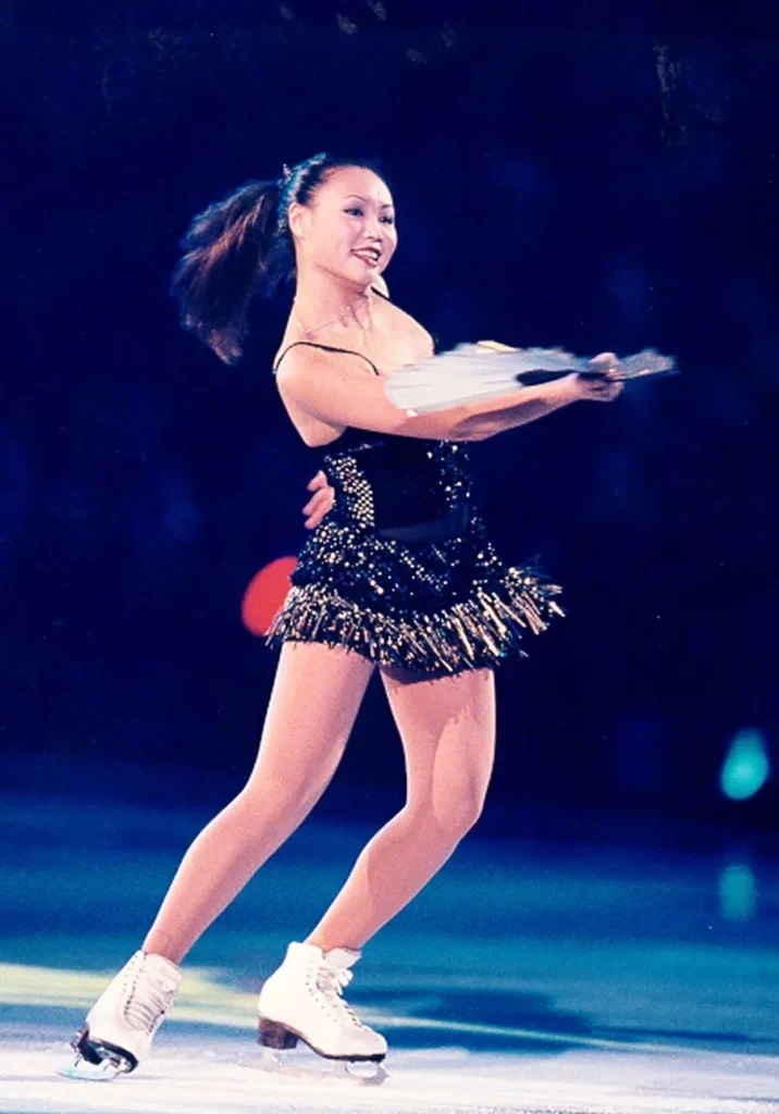 Chen Lu - Sportsmenka: łyżwiarka figurowa (była)