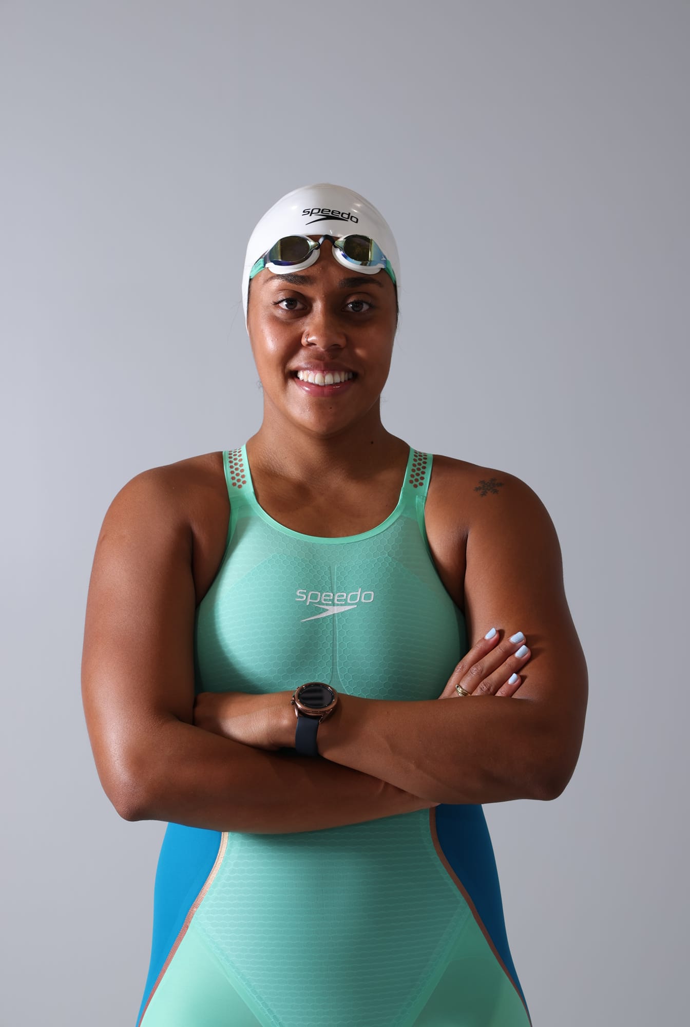 Cheyenne Rova - Sportsmenka: pływaczka (była), Nauczyciel