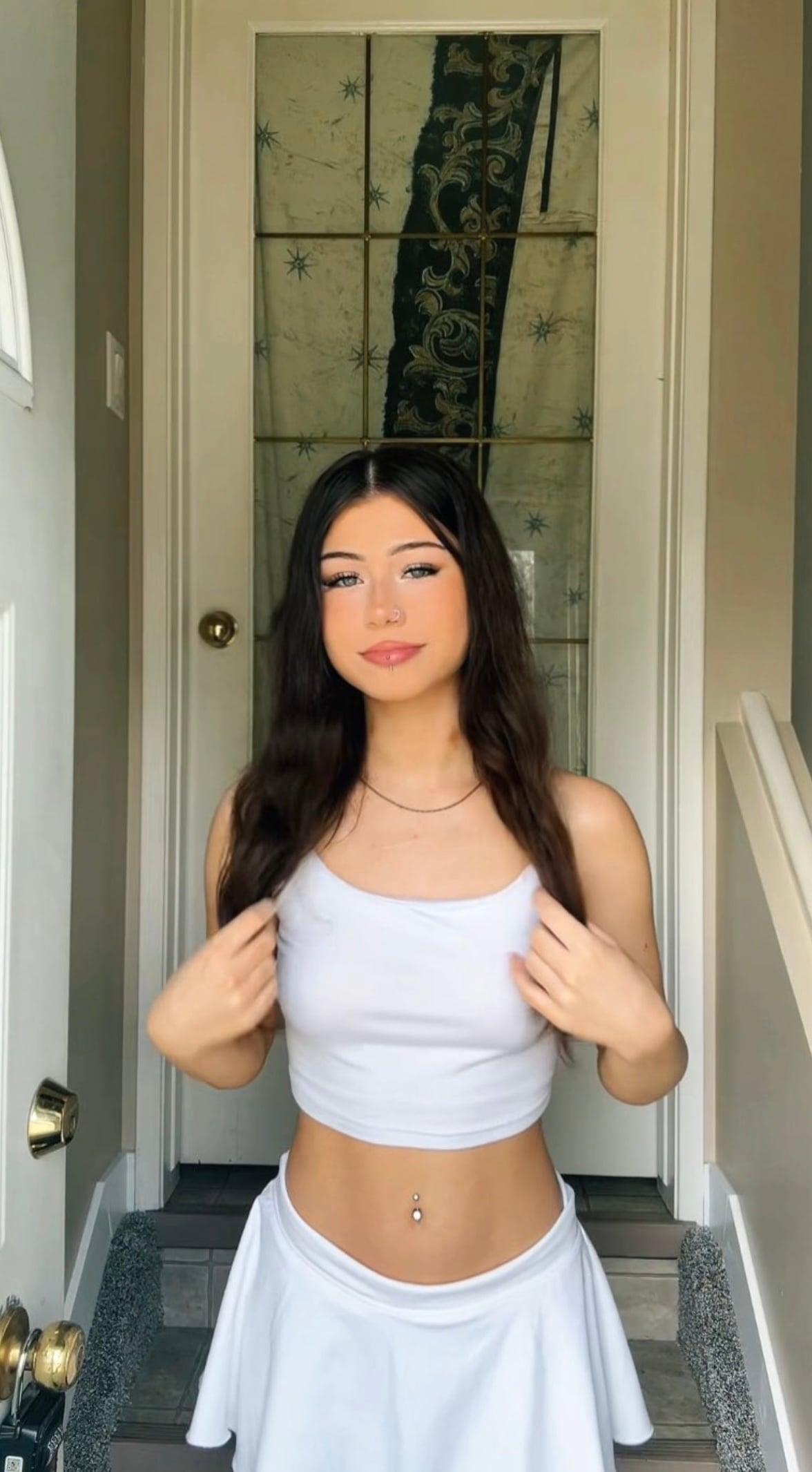 Chloe Oak - Free pics, galleries & more at Babepedia