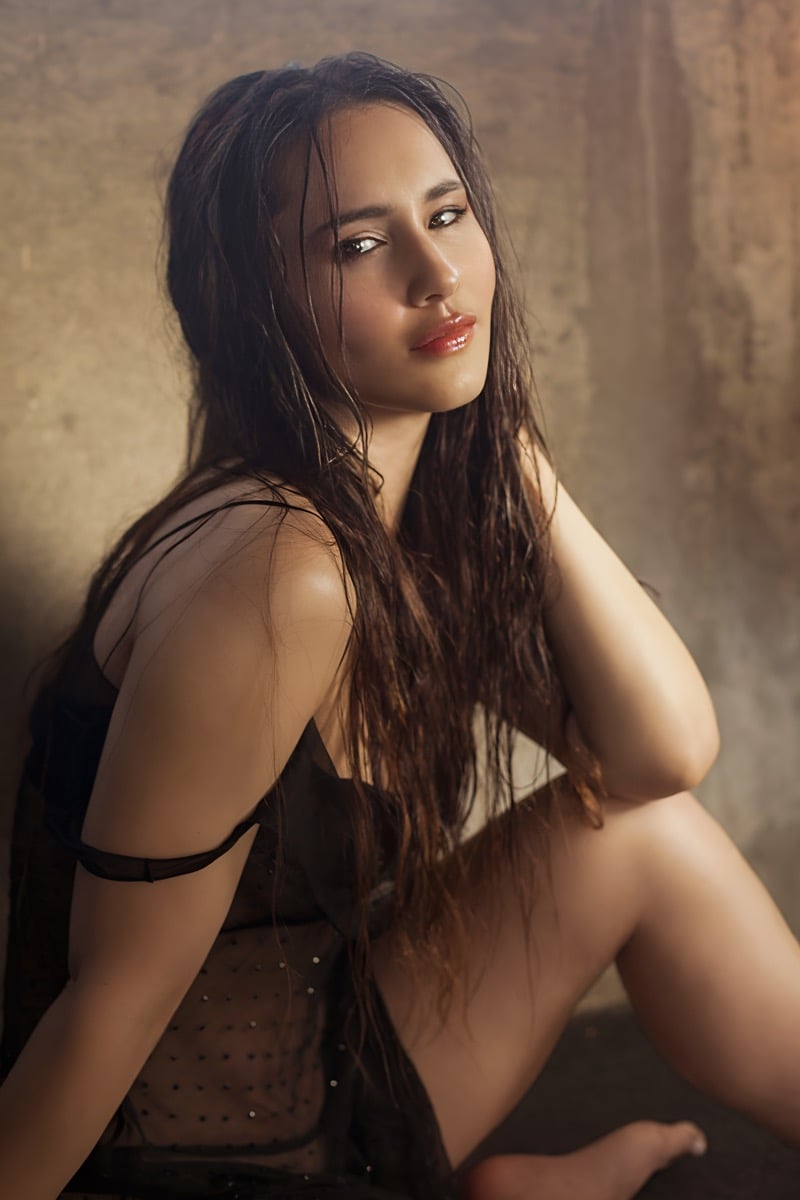 Christina Chong - Free pics, galleries & more at Babepedia