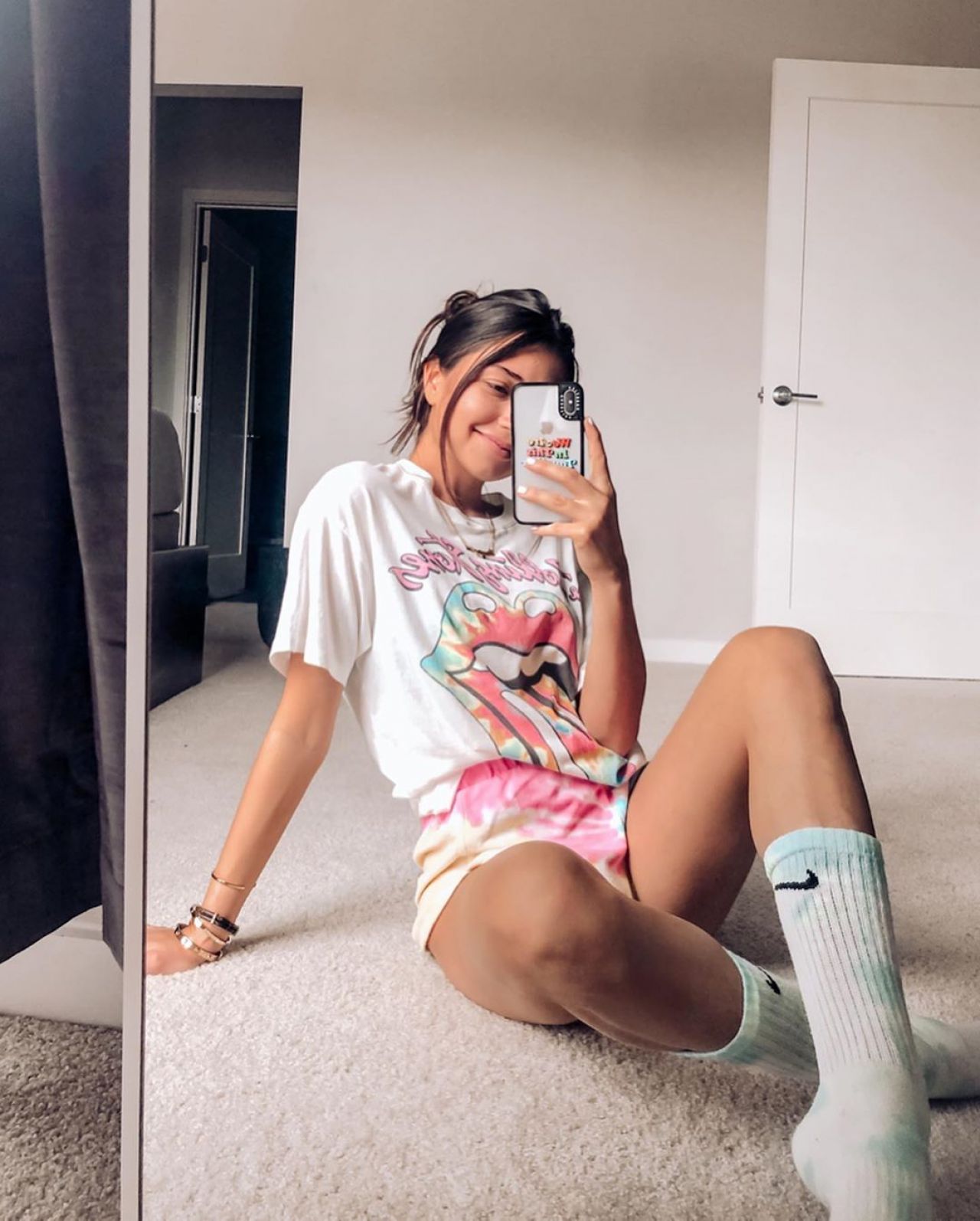 Cristine Prosperi - Free pics, galleries & more at Babepedia