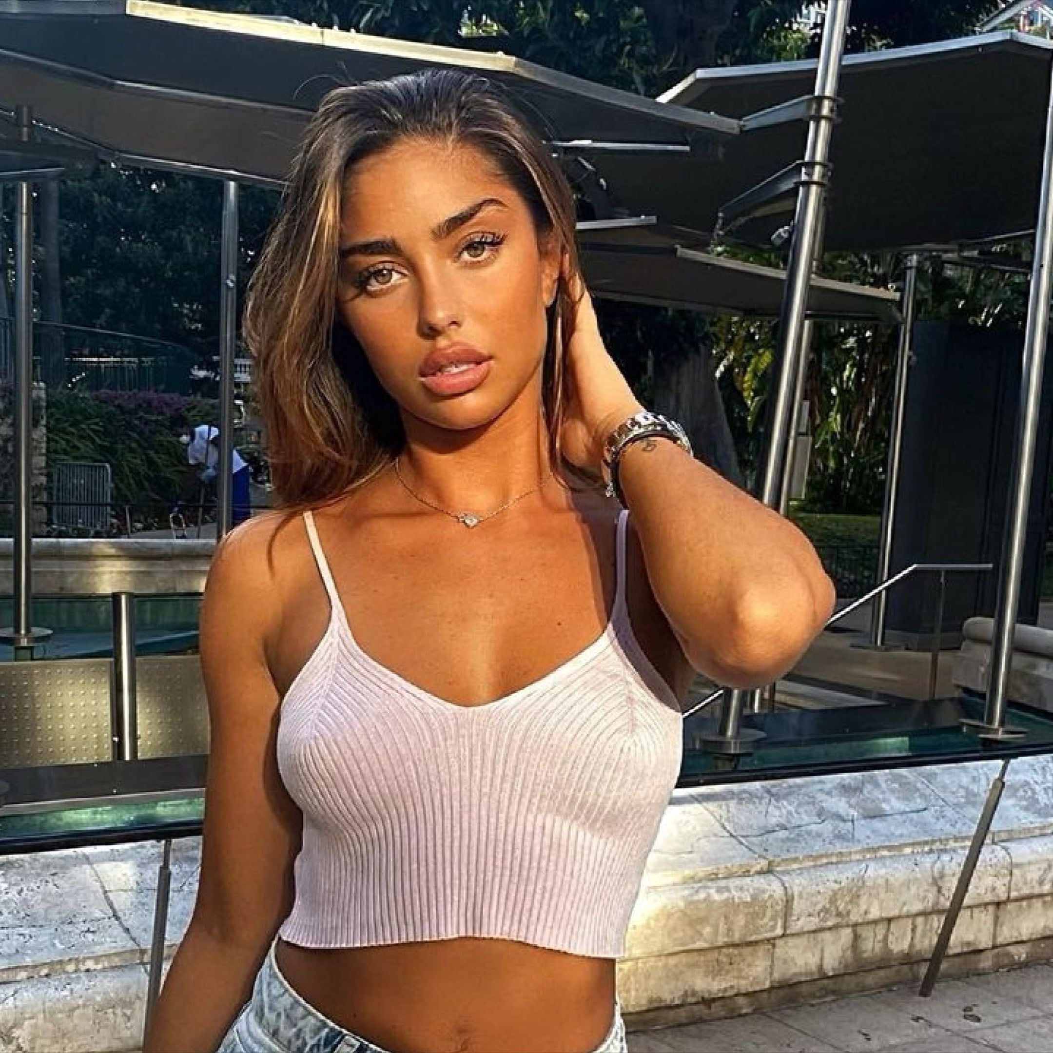 Cynthia Makhoul - Free pics, galleries & more at Babepedia