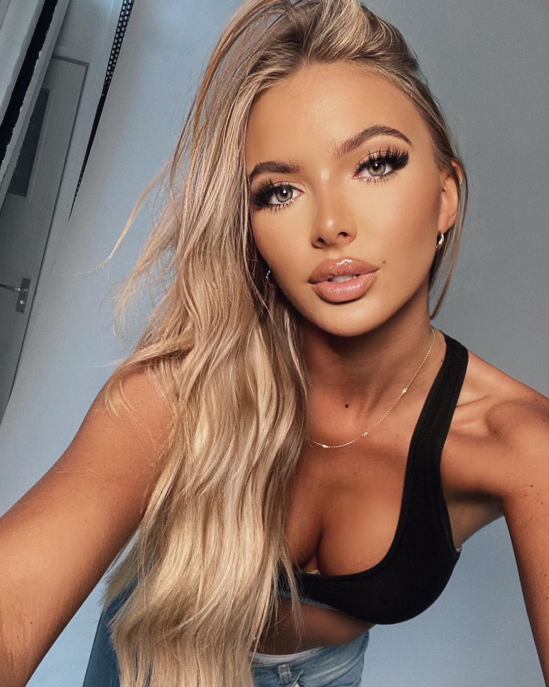 Daisey O`Donnell - Dziewczyna hooterów, Muzyk