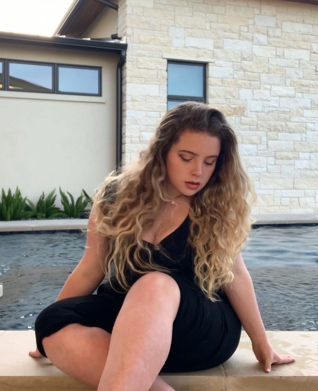 Dakota Jade (Model) - Free pics, galleries & more at Babepedia