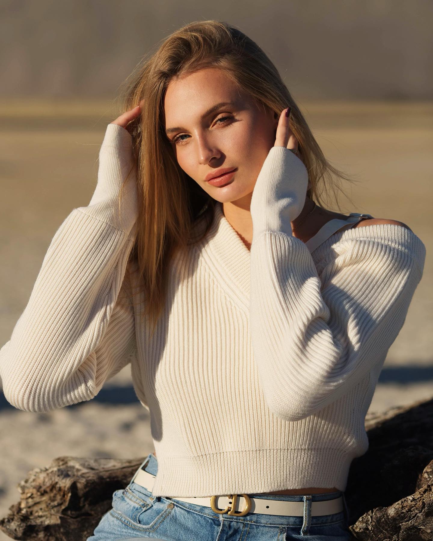 Dayana Yastremska - Free pics, galleries & more at Babepedia