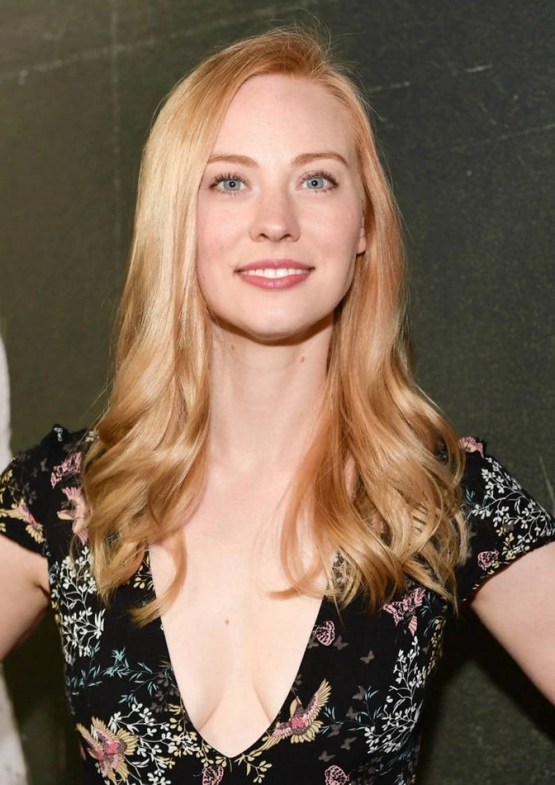 Deborah Ann Woll - Free pics, galleries & more at Babepedia