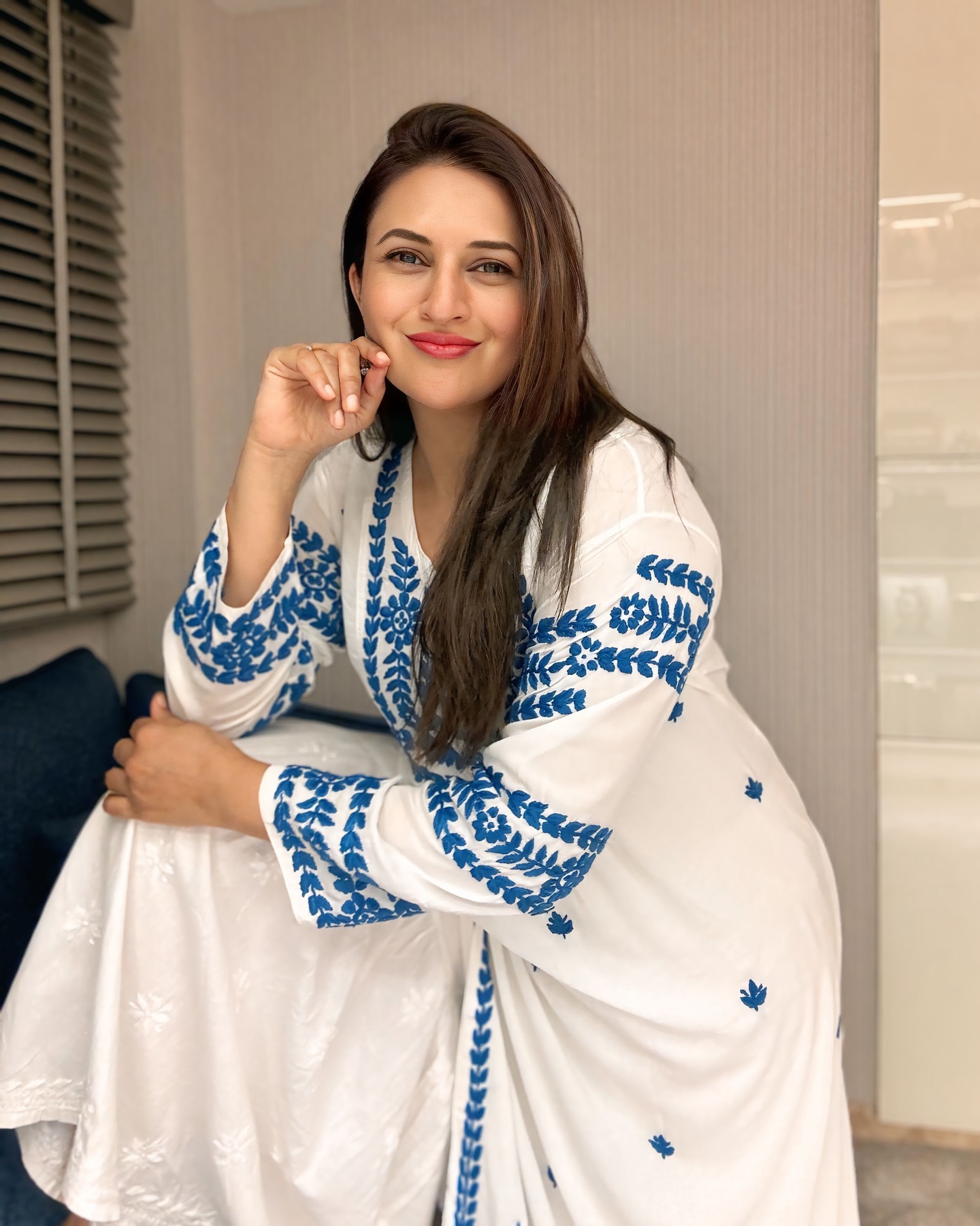 Divyanka Tripathi - Free pics, galleries & more at Babepedia