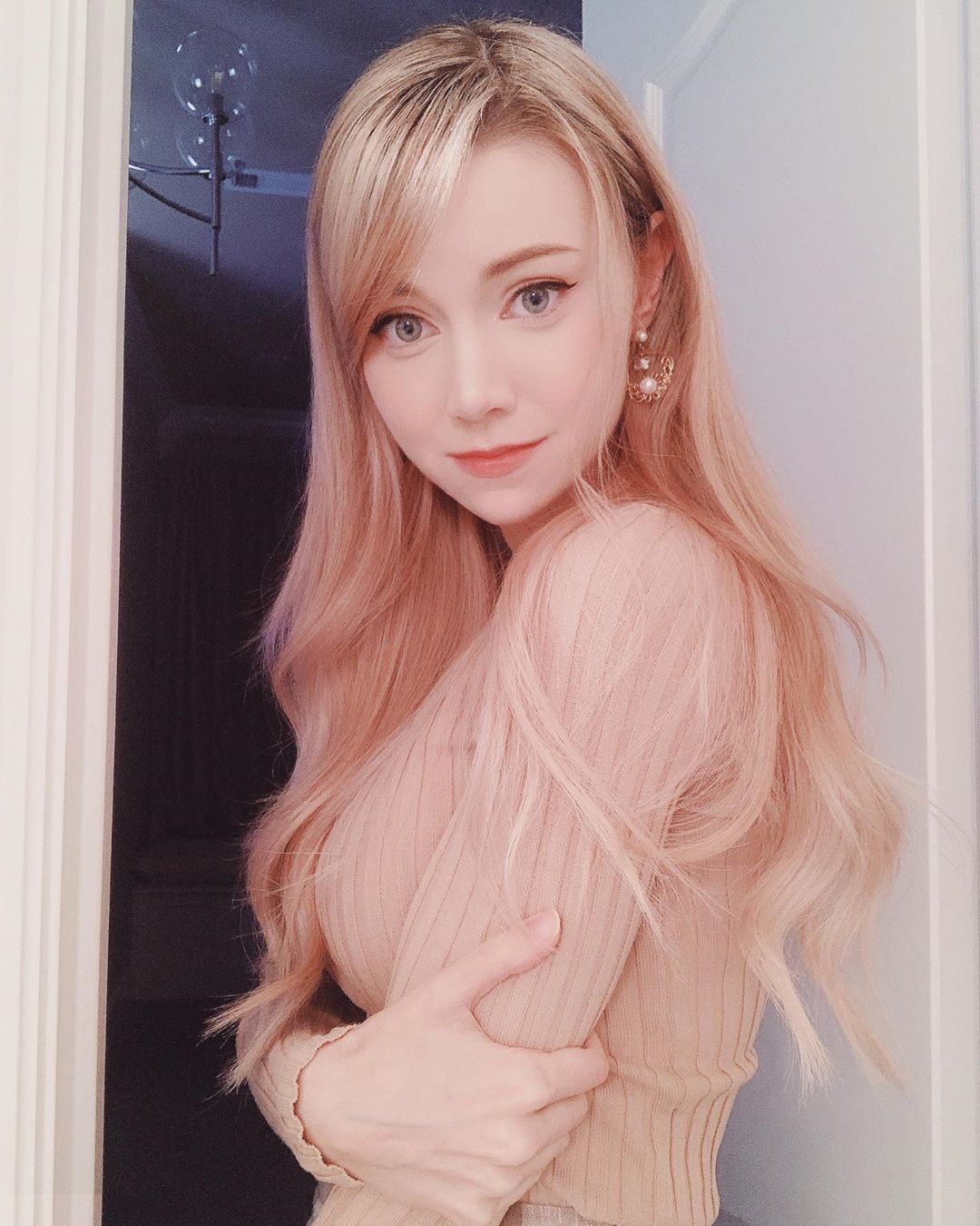DizzyKitten - Free pics, galleries & more at Babepedia