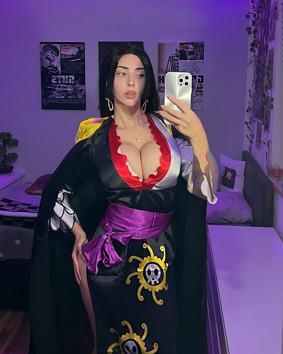 Eliza Deniz - Free pics, galleries & more at Babepedia